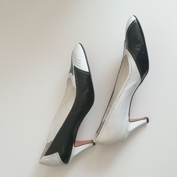👠🇨🇭 Bally Leather Heels | Made in Switzerland | Black & White | Size 10 - Picture 14 of 15